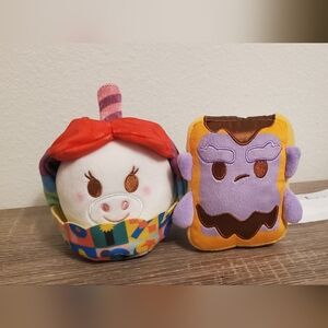 Disney Parks Munchlings Plush Set Rainbow Unicorn And Goliath